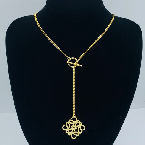 Bertha’s Beach Resort Necklace