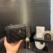 Nantipa Beach Resort Purse