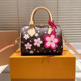 Nosy Komba Beach Resort Purse
