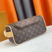Cimaja Beach Toiletry Bag